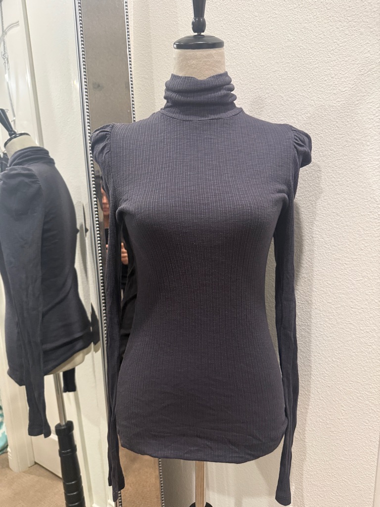Sundry Ribbed Turtleneck Top In Charcoal Gray